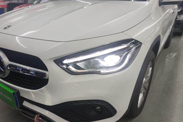 Used Mercedes-Benz GLA 2023 GLA 200 Left Front Headlight