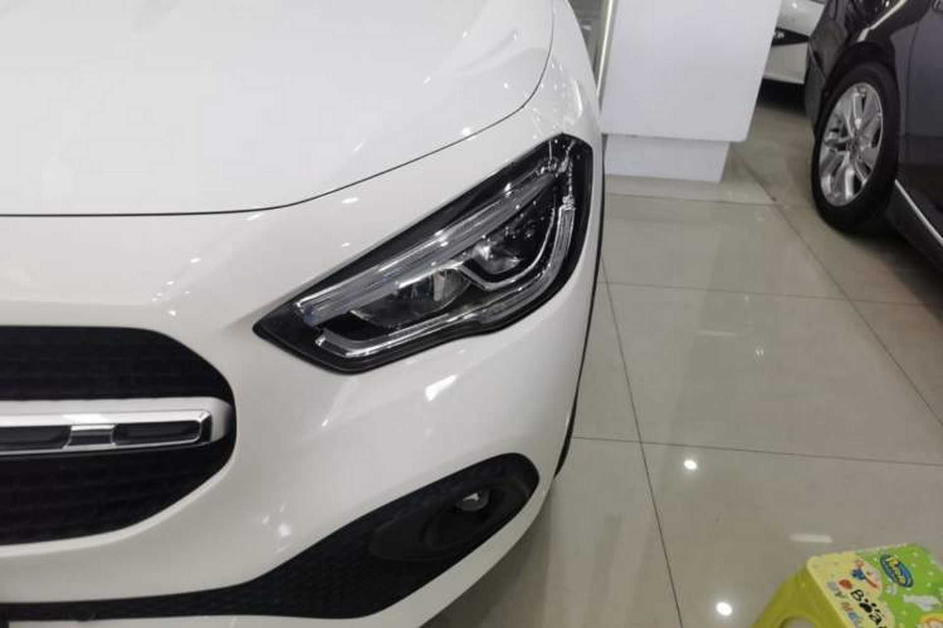 Used Mercedes-Benz GLA 2023 GLA 220 Left Front Headlight