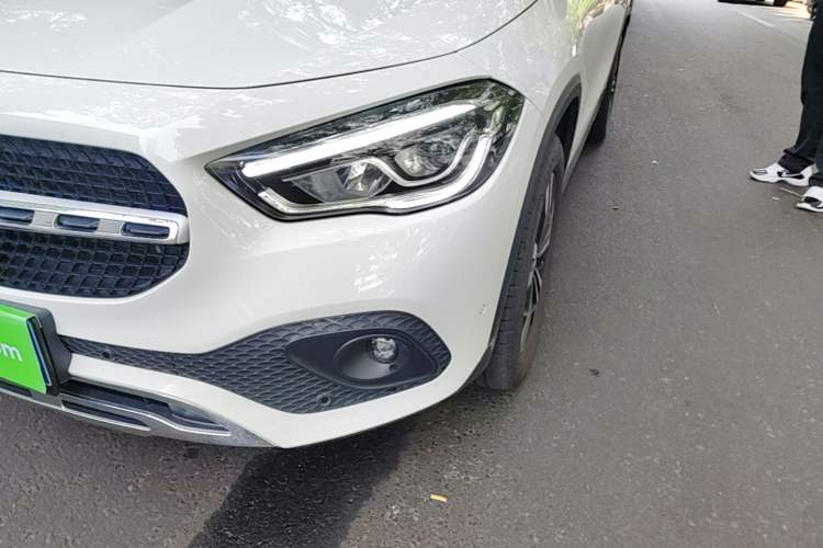 Used Mercedes-Benz GLA 2023 GLA 220 Left Front Headlight