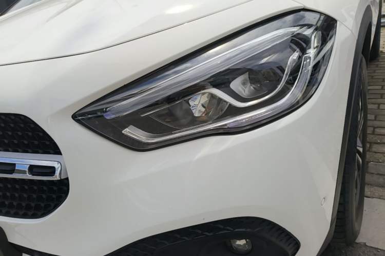 Used Mercedes-Benz GLA 2023 GLA 220 Left Front Headlight