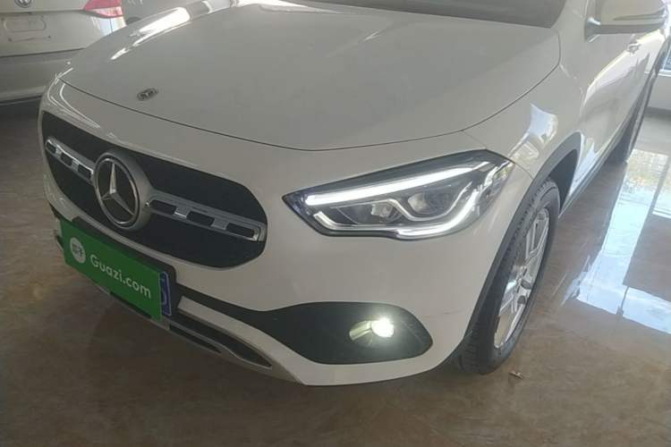 Used Mercedes-Benz GLA 2023 GLA 200 Left Front Headlight