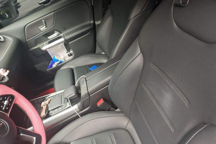 Used Mercedes-Benz GLA 2023 GLA 220 Left Front Seat