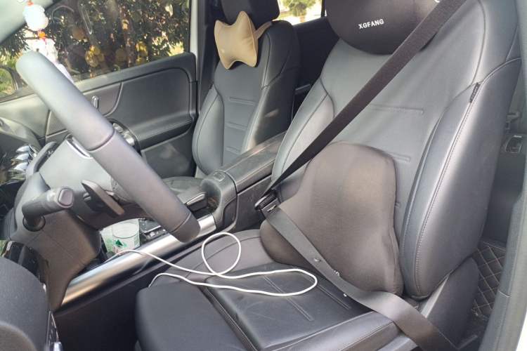 Used Mercedes-Benz GLA 2023 GLA 220 Left Front Seat