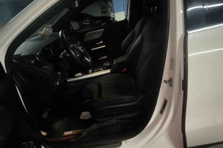 Used Mercedes-Benz GLA 2023 GLA 200 Left Front Seat