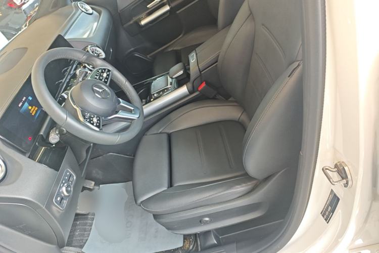 Used Mercedes-Benz GLA 2023 GLA 220 Left Front Seat