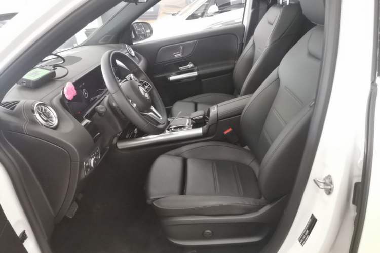 Used Mercedes-Benz GLA 2023 GLA 220 Left Front Seat
