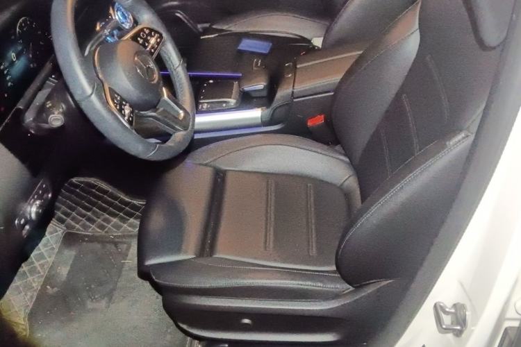 Used Mercedes-Benz GLA 2023 GLA 200 Left Front Seat