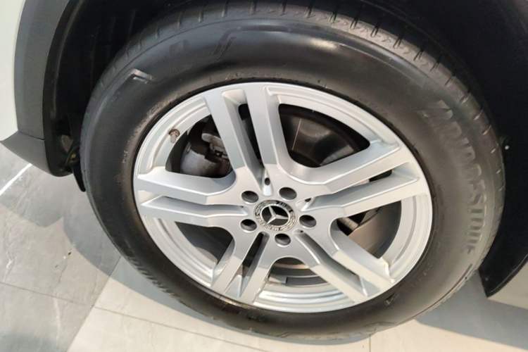 Used Mercedes-Benz GLA 2023 Facelifted GLA 200 Left Front Wheel Hub