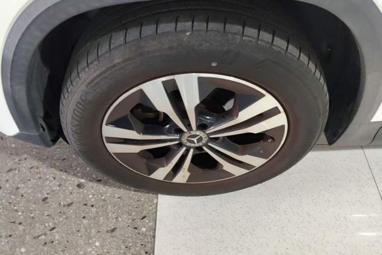 Used Mercedes-Benz GLA 2023 GLA 220 Left Front Wheel Hub