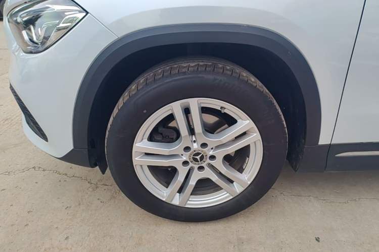 Used Mercedes-Benz GLA 2023 Facelifted GLA 200 Left Front Wheel Hub