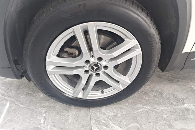 Used Mercedes-Benz GLA 2023 GLA 200 Left Front Wheel Hub