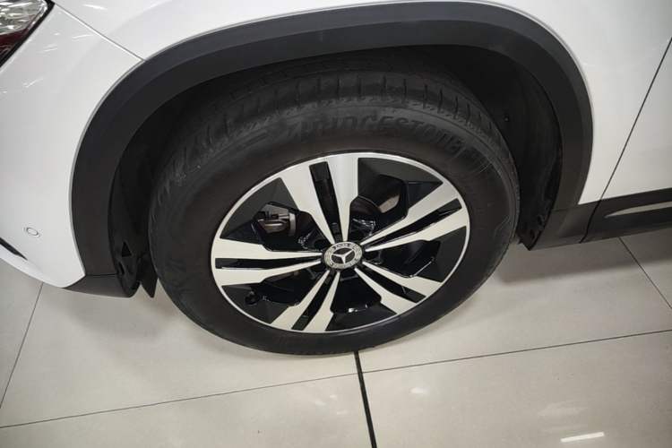 Used Mercedes-Benz GLA 2023 GLA 220 Left Front Wheel Hub
