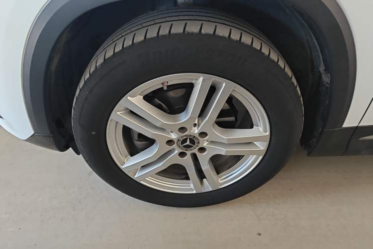 Used Mercedes-Benz GLA 2023 Facelifted GLA 200 Left Front Wheel Hub