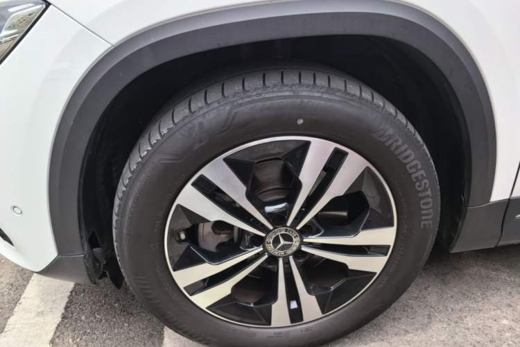 Used Mercedes-Benz GLA 2023 GLA 220 Left Front Wheel Hub