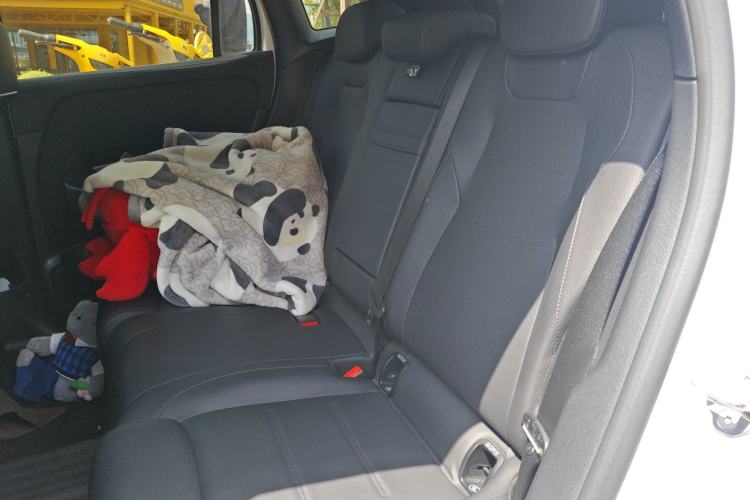 Used Mercedes-Benz GLA 2023 GLA 220 Left Rear Seat