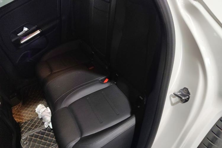 Used Mercedes-Benz GLA 2023 GLA 220 Left Rear Seat