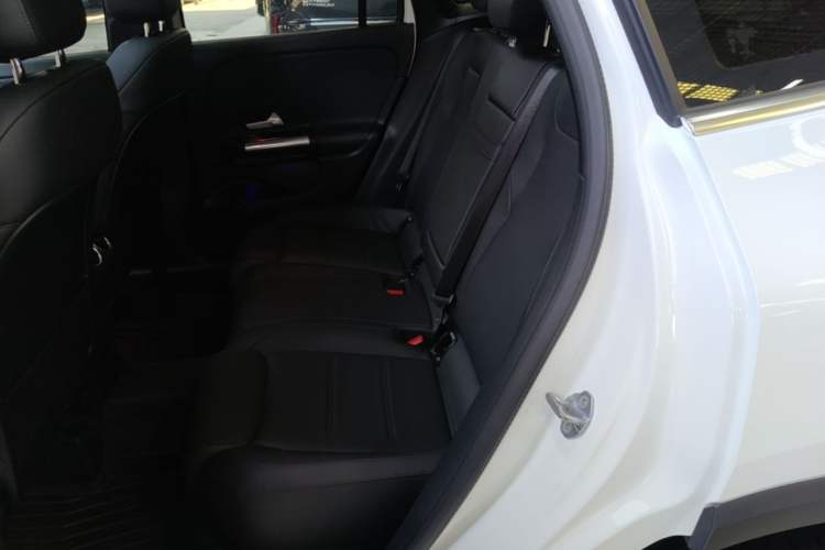 Used Mercedes-Benz GLA 2023 GLA 220 Left Rear Seat