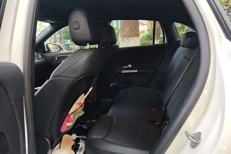 Used Mercedes-Benz GLA 2023 GLA 220 Left Rear Seat