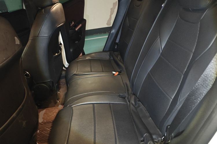 Used Mercedes-Benz GLA 2023 GLA 220 Left Rear Seat