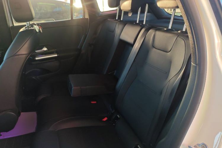 Used Mercedes-Benz GLA 2023 GLA 200 Left Rear Seat