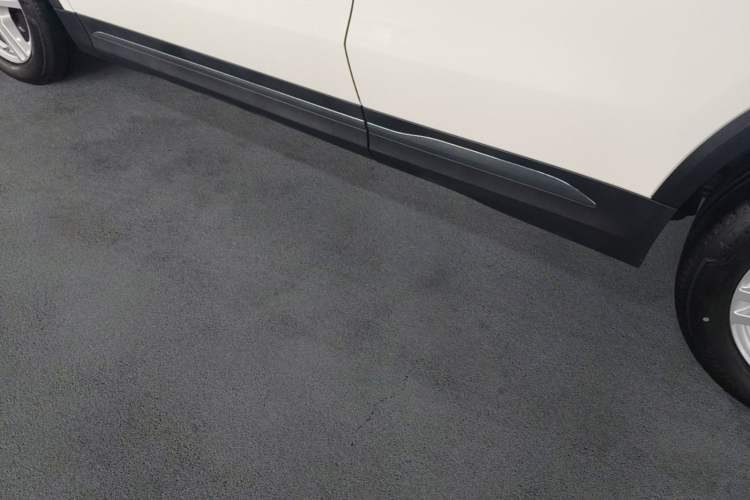 Used Mercedes-Benz GLA 2023 Facelifted GLA 200 Left Side Sill