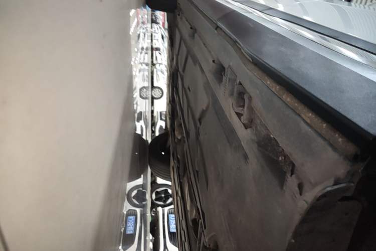 Used Mercedes-Benz GLA 2023 GLA 220 Left Side Sill