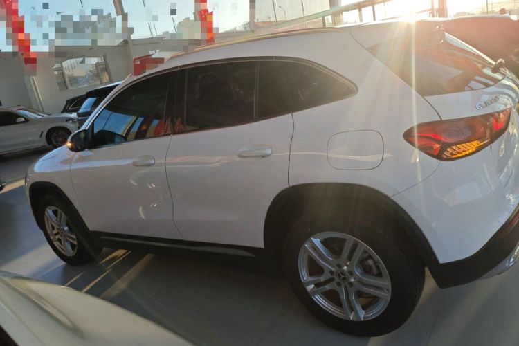 Used Mercedes-Benz GLA 2023 GLA 200 Left Side