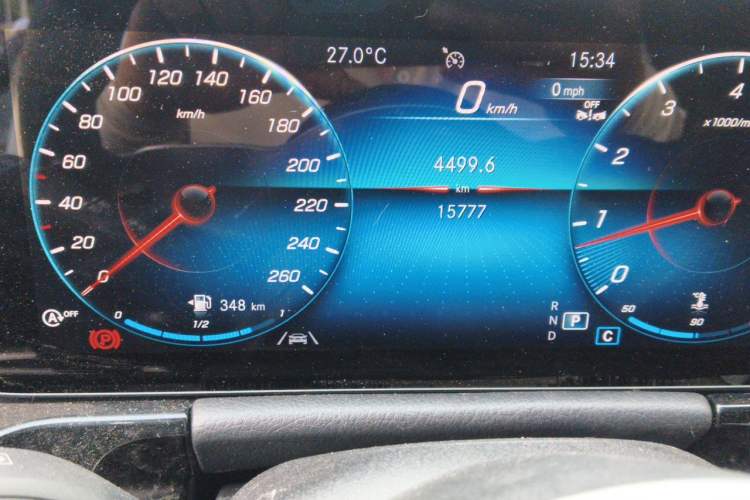 Used Mercedes-Benz GLA 2023 GLA 220 Odometer Close Up