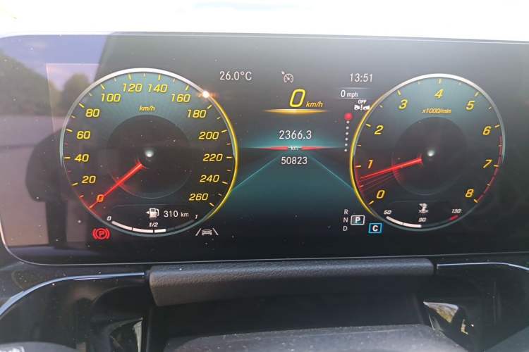 Used Mercedes-Benz GLA 2023 GLA 220 Odometer Close Up