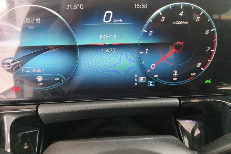 Used Mercedes-Benz GLA 2023 GLA 200 Odometer Close Up