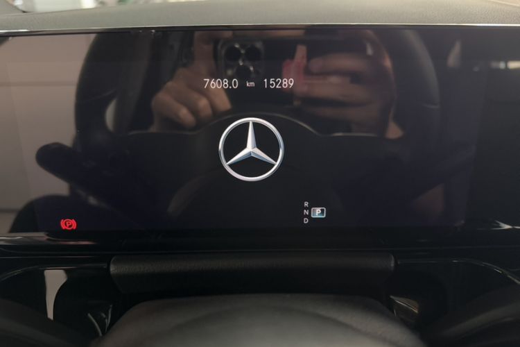 Used Mercedes-Benz GLA 2023 GLA 220 Odometer Close Up