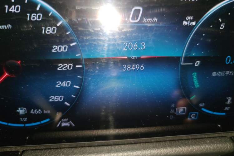 Used Mercedes-Benz GLA 2023 GLA 200 Odometer Close Up