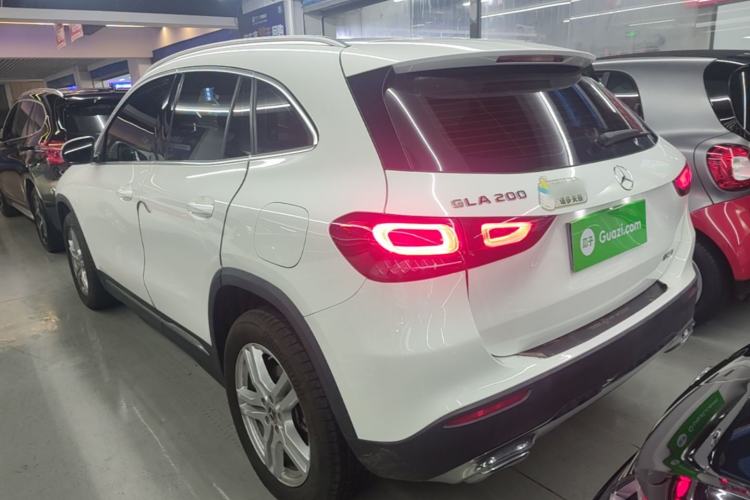 Used Mercedes-Benz GLA 2023 GLA 200 Rear Left 45 Deg