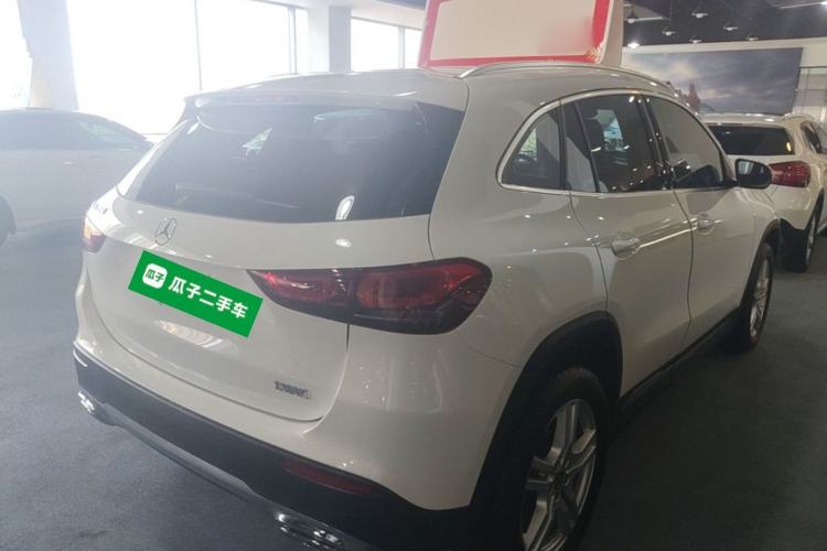 Used Mercedes-Benz GLA 2023 Facelifted GLA 200 Rear Right 45 Deg