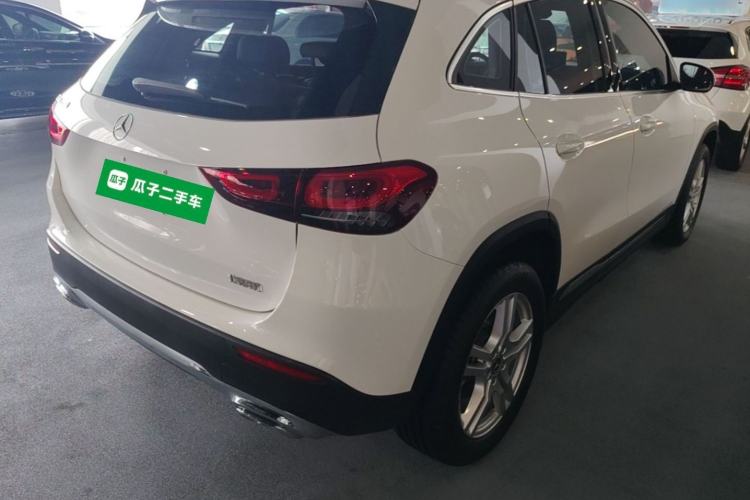 Used Mercedes-Benz GLA 2023 Facelifted GLA 200 Rear Right 45 Deg