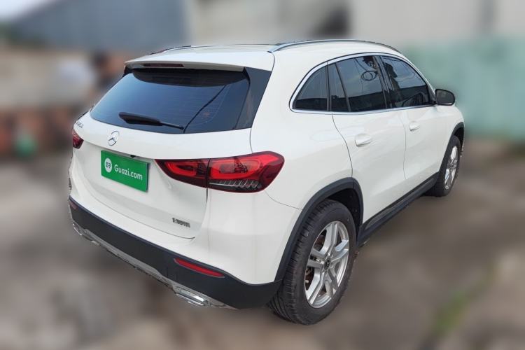 Used Mercedes-Benz GLA 2023 Facelifted GLA 200 Rear Right 45 Deg