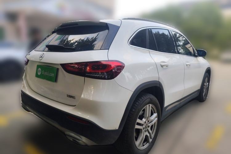 Used Mercedes-Benz GLA 2023 Facelifted GLA 200 Rear Right 45 Deg