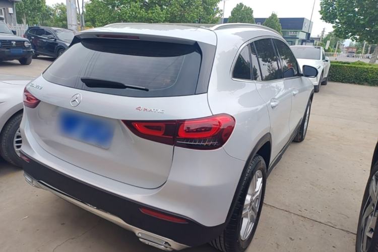 Used Mercedes-Benz GLA 2023 Facelifted GLA 200 Rear Right 45 Deg