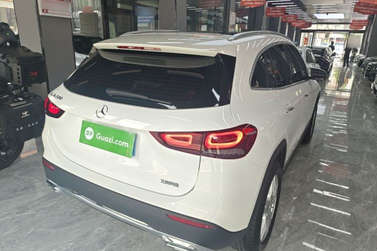 Used Mercedes-Benz GLA 2023 GLA 200 Rear Right 45 Deg