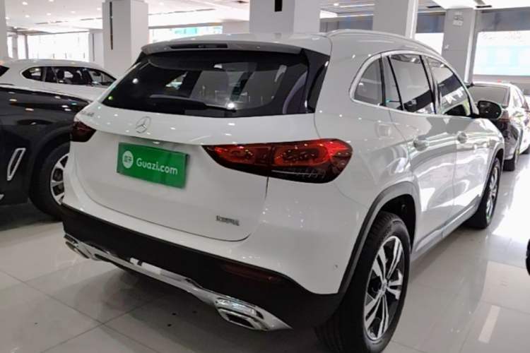 Used Mercedes-Benz GLA 2023 GLA 220 Rear Right 45 Deg