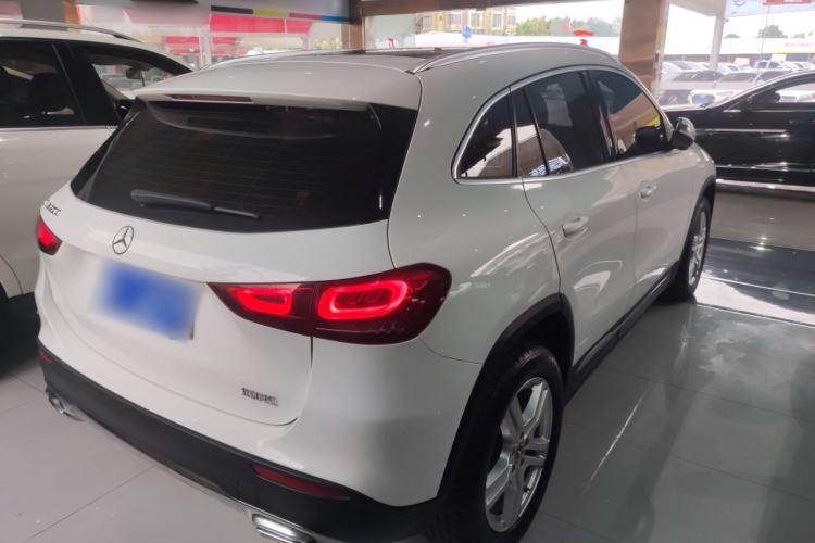 Used Mercedes-Benz GLA 2023 GLA 200 Rear Right 45 Deg