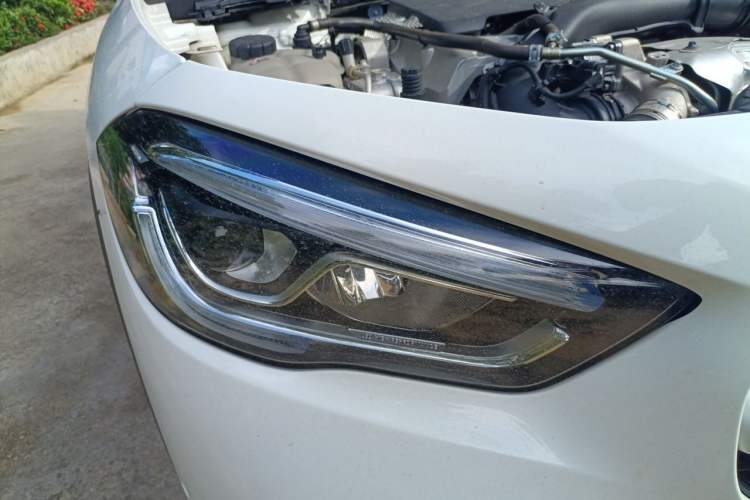 Used Mercedes-Benz GLA 2023 GLA 220 Right Front Headlight