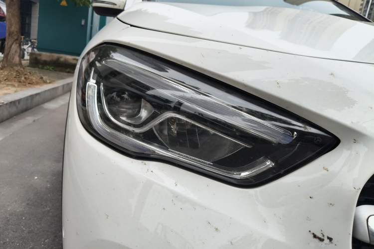 Used Mercedes-Benz GLA 2023 GLA 220 Right Front Headlight