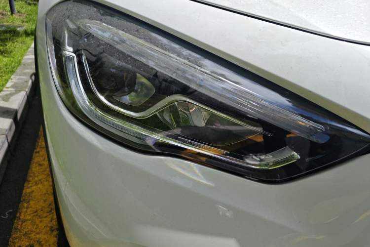Used Mercedes-Benz GLA 2023 GLA 200 Right Front Headlight