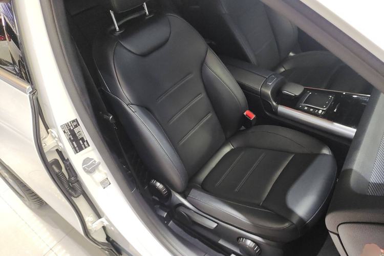 Used Mercedes-Benz GLA 2023 GLA 200 Right Front Seat