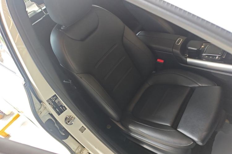 Used Mercedes-Benz GLA 2023 GLA 220 Right Front Seat