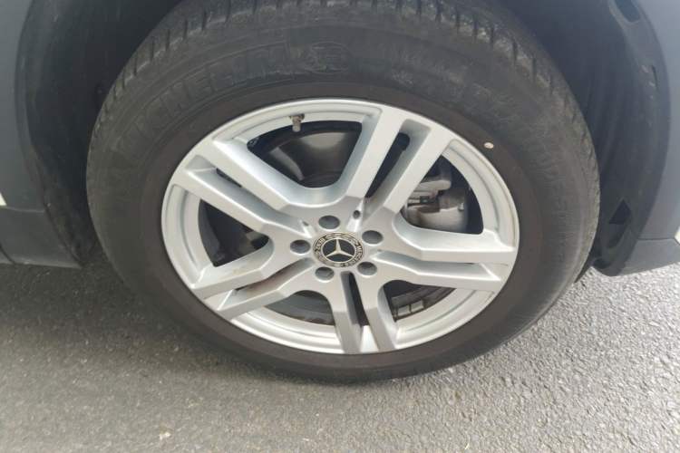 Used Mercedes-Benz GLA 2023 GLA 200 Right Front Wheel Hub