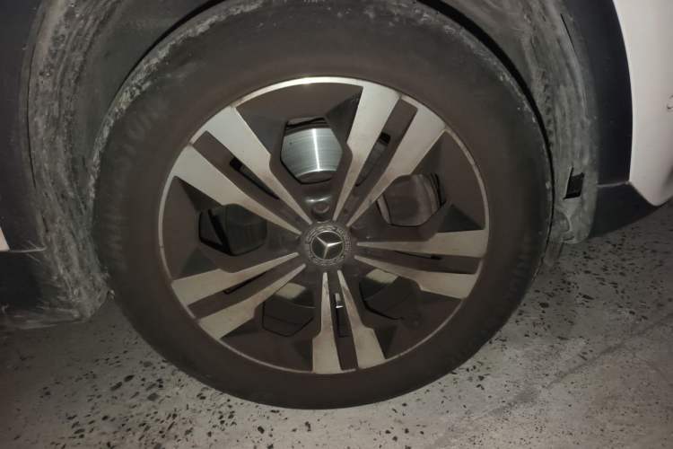 Used Mercedes-Benz GLA 2023 GLA 220 Right Front Wheel Hub