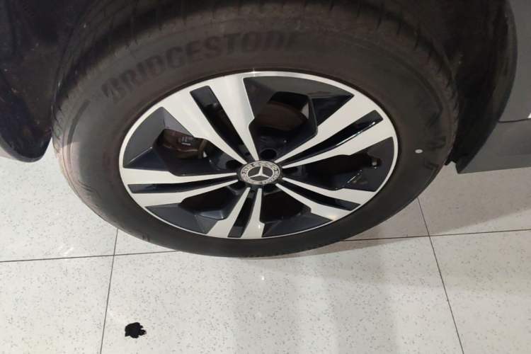 Used Mercedes-Benz GLA 2023 GLA 220 Right Rear Wheel Hub