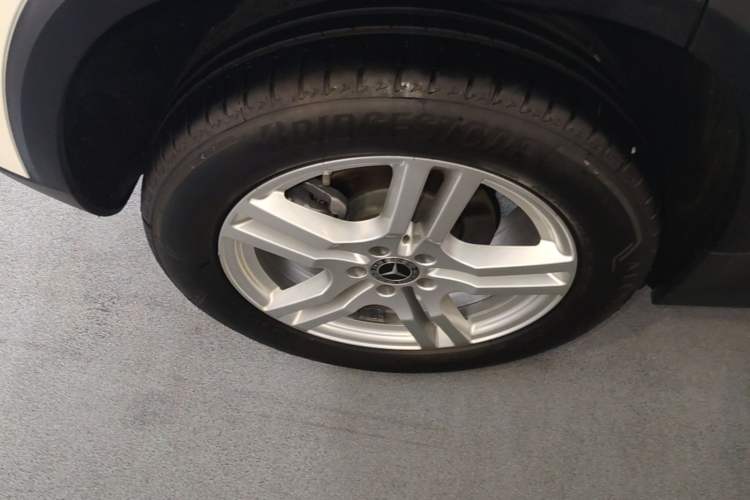 Used Mercedes-Benz GLA 2023 Facelifted GLA 200 Right Rear Wheel Hub